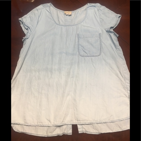 Anthropologie Tops - Anthropologie “Holding Horses” top in Medium